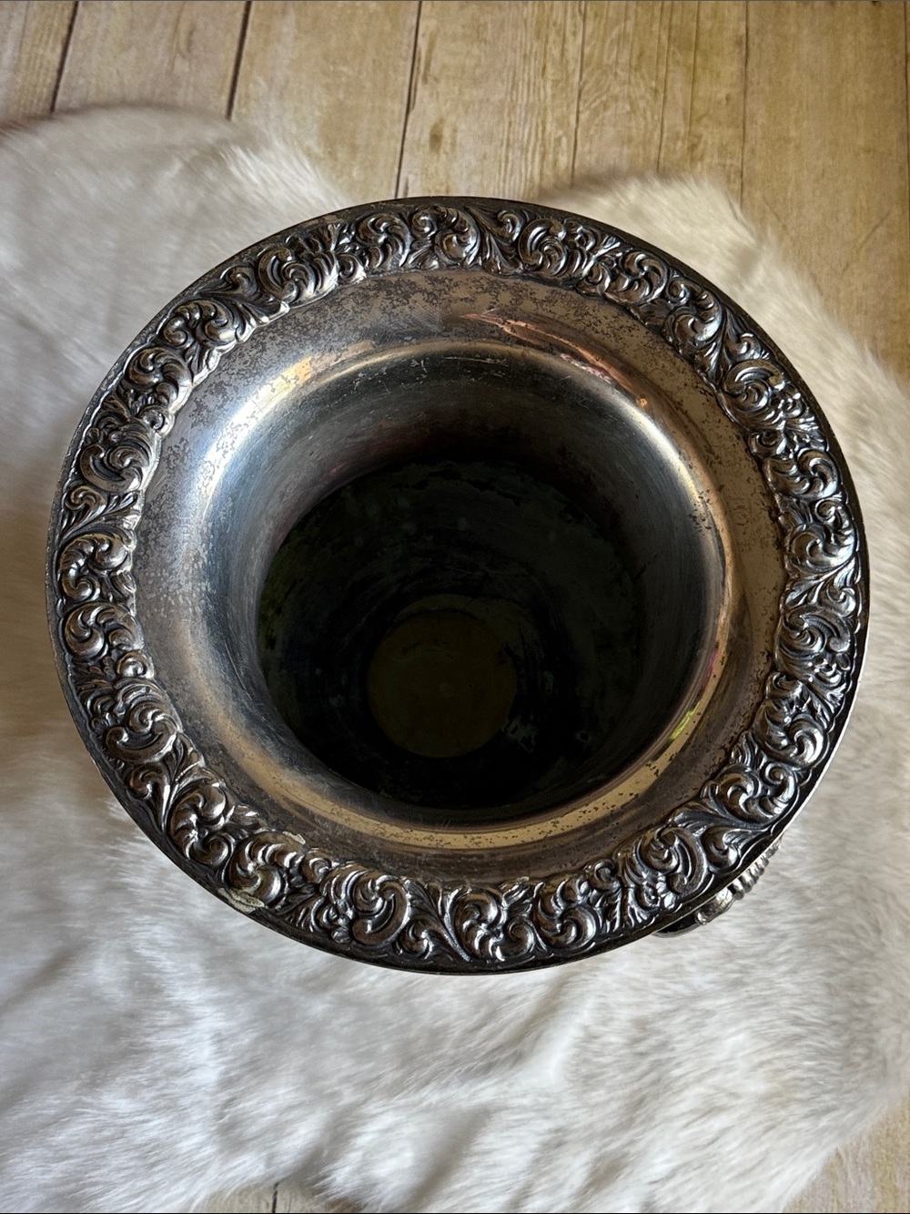 Vintage Champagne Bucket Decorative Urn with Ornate Handles - Picture 5 of 6